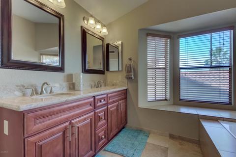 10 S Riata Dr, Gilbert, AZ 85296 photo 29