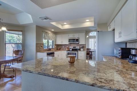 10 S Riata Dr, Gilbert, AZ 85296 photo 16