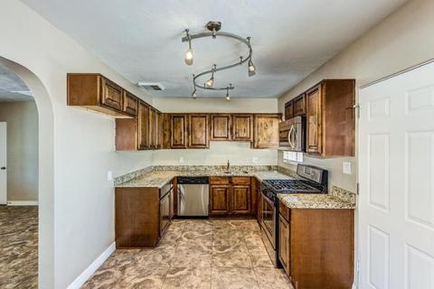 2740 W Solano Dr S, Phoenix, AZ 85017 photo 5