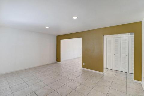 2136 E Broadmor Dr, Tempe, AZ 85282 photo 3