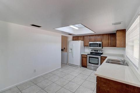 2136 E Broadmor Dr, Tempe, AZ 85282 photo 11