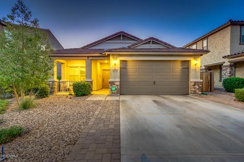 2704 E Hickory St, Gilbert, AZ 85298 photo 1