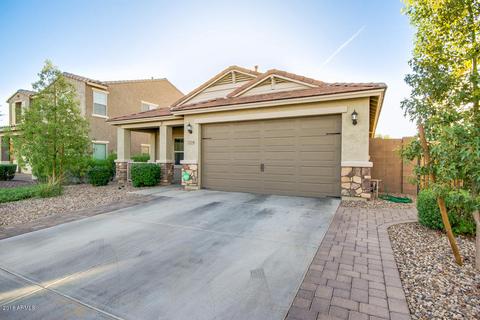 2704 E Hickory St, Gilbert, AZ 85298 photo 5