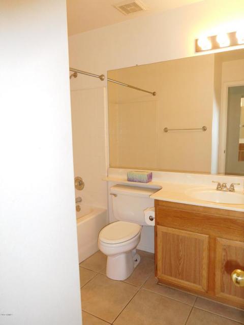 3225 E Wahalla Ln, Phoenix, AZ 85050 photo 20