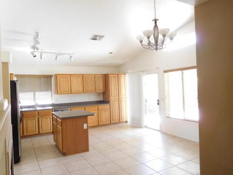 3225 E Wahalla Ln, Phoenix, AZ 85050 photo 13