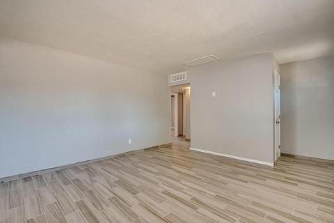 3029 N 37th Dr, Phoenix, AZ 85019 photo 29