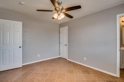 3029 N 37th Dr, Phoenix, AZ 85019 photo 19