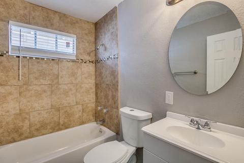 3029 N 37th Dr, Phoenix, AZ 85019 photo 30