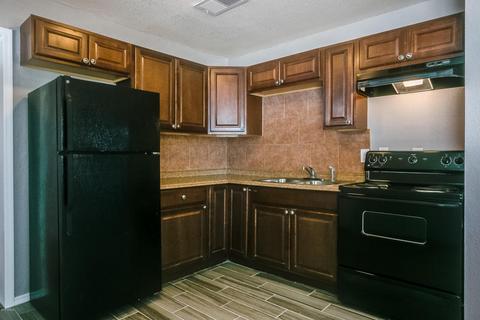 3029 N 37th Dr, Phoenix, AZ 85019 photo 14