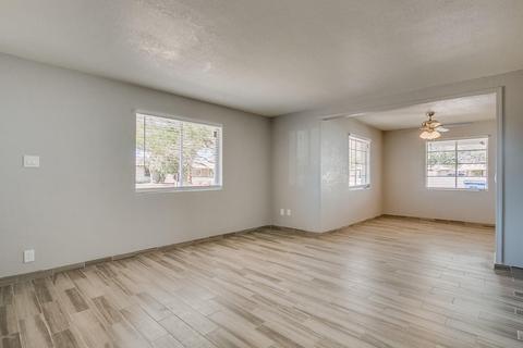 3029 N 37th Dr, Phoenix, AZ 85019 photo 10