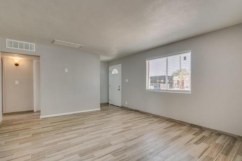 3029 N 37th Dr, Phoenix, AZ 85019 photo 31