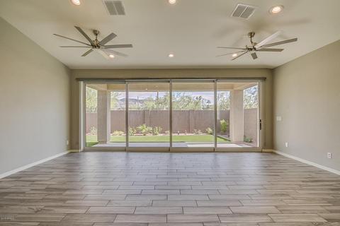 731 E Gary Ln, Phoenix, AZ 85042 photo 2