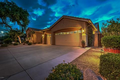 4186 E Clubview Dr, Gilbert, AZ 85298 photo 2