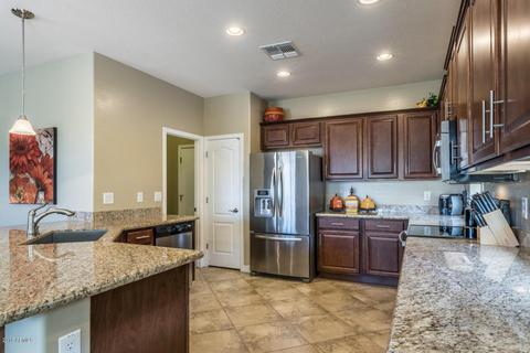 974 E Rojo Way, Gilbert, AZ 85297 photo 3