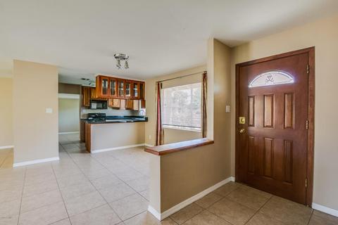 3833 E Hazelwood St, Phoenix, AZ 85018 photo 8