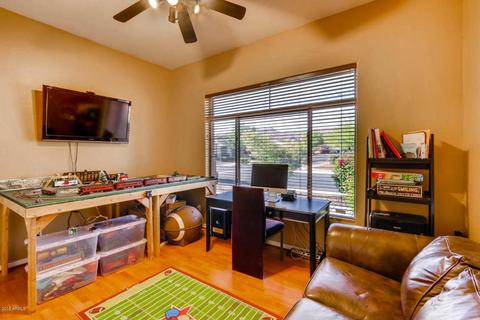 2042 E Valencia Dr, Phoenix, AZ 85042 photo 11