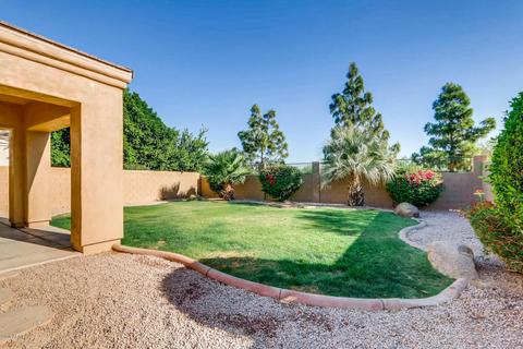 2042 E Valencia Dr, Phoenix, AZ 85042 photo 12