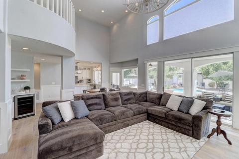 3407 Equestrian Trl, Phoenix, AZ 85044 photo 8
