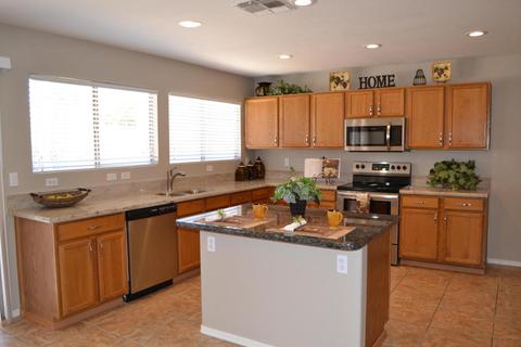 10741 E Balmoral Ave, Mesa, AZ 85208 photo 2