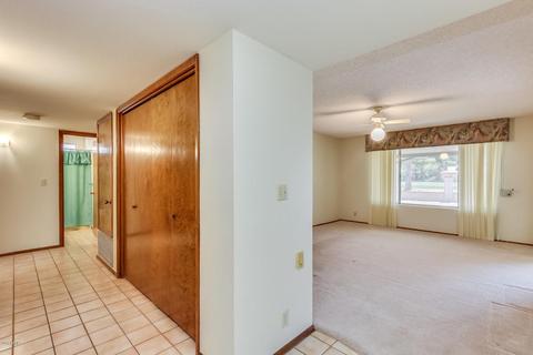 501 S Clearview Ave, Mesa, AZ 85208 photo 6