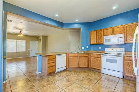 10829 E Boston St, Apache Junction, AZ 85120 photo 9