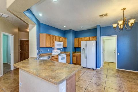 10829 E Boston St, Apache Junction, AZ 85120 photo 2
