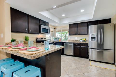 711 E Sandra Ter, Phoenix, AZ 85022 photo 3