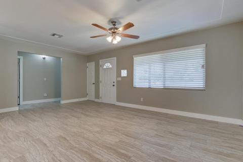 2301 E Mulberry Dr, Phoenix, AZ 85016 photo 4