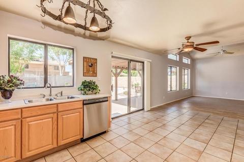 2026 E Patrick Ln, Phoenix, AZ 85024 photo 13