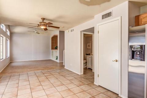 2026 E Patrick Ln, Phoenix, AZ 85024 photo 14