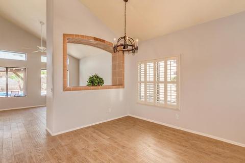 2026 E Patrick Ln, Phoenix, AZ 85024 photo 9
