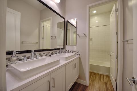 3126 E Cat Balue Dr, Phoenix, AZ 85050 photo 39