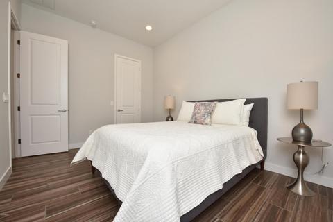 3126 E Cat Balue Dr, Phoenix, AZ 85050 photo 40