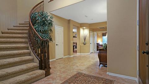 1320 E Desert Flower Ln, Phoenix, AZ 85048 photo 7