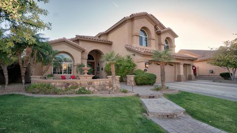 1320 E Desert Flower Ln, Phoenix, AZ 85048 photo 3
