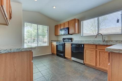 3266 E Thunderheart Trl, Gilbert, AZ 85297 photo 7
