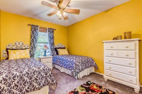 3926 E Potter Dr, Phoenix, AZ 85050 photo 13