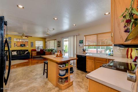3501 E Kerry Ln, Phoenix, AZ 85050 photo 8