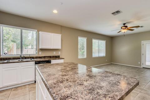 3458 E Pinot Noir Ave, Gilbert, AZ 85298 photo 9