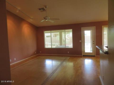291 W Shannon St, Gilbert, AZ 85233 photo 8