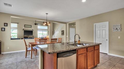 1427 E Indigo St, Gilbert, AZ 85298 photo 9