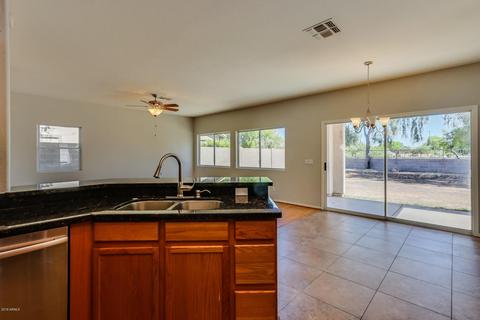 3669 E Remington Dr, Gilbert, AZ 85297 photo 5