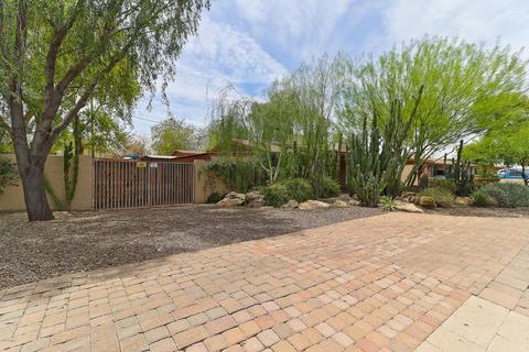 2513 E Hartford Ave, Phoenix, AZ 85032 photo 2
