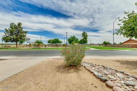 932 E Harmony Ave, Mesa, AZ 85204 photo 2