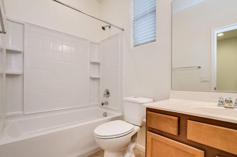 3903 E Sourwood Dr, Gilbert, AZ 85298 photo 3