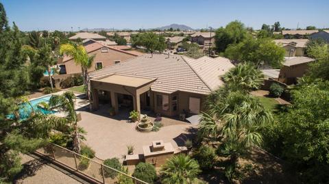 984 E Benrich Dr, Gilbert, AZ 85295 photo 1
