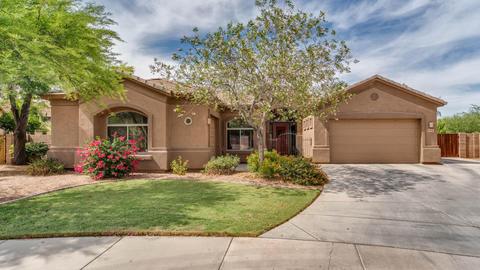984 E Benrich Dr, Gilbert, AZ 85295 photo 2