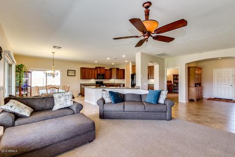 3011 E Janelle Way, Gilbert, AZ 85298 photo 7