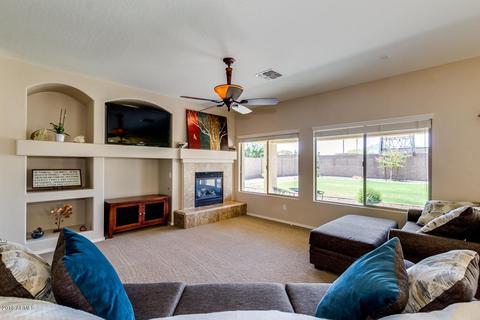 3011 E Janelle Way, Gilbert, AZ 85298 photo 4