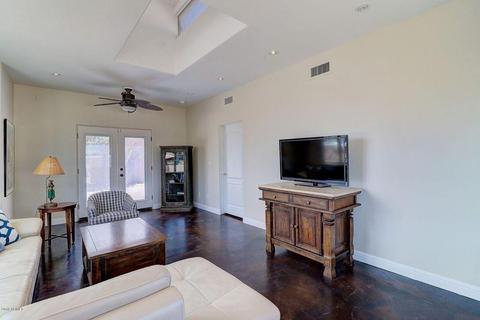 952 E Gemini Dr, Tempe, AZ 85283 photo 13